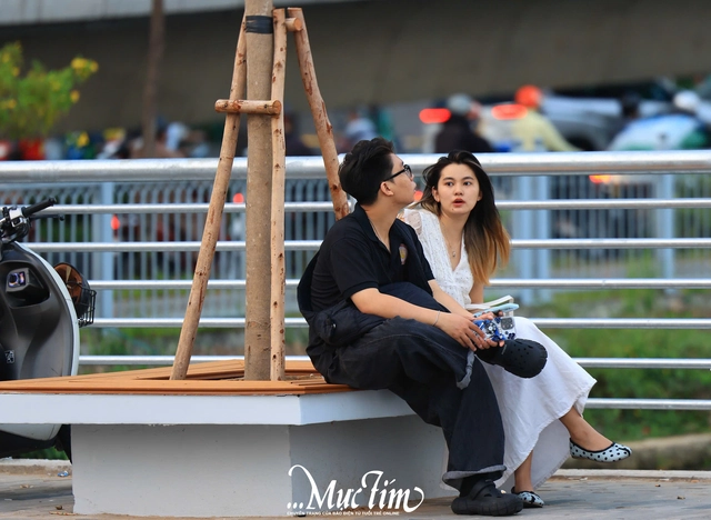 Khám phá không gian cực chill tại công viên mới mở bên bờ sông Sài Gòn trên đường Tôn Đức Thắng- Ảnh 4.