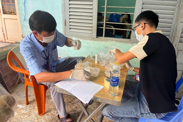 Vietnam’s Vung Tau ‘banh mi’ shop shut after suspected food poisoning - Ảnh 2.