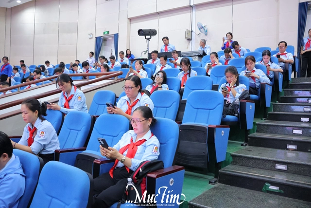 575 phụ trách Đội tranh tài tại ngày thi thứ hai Olympic Cánh én- Ảnh 3.