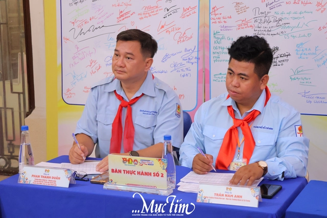 575 phụ trách Đội tranh tài tại ngày thi thứ hai Olympic Cánh én- Ảnh 20.