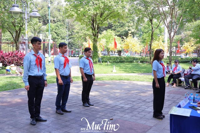 575 phụ trách Đội tranh tài tại ngày thi thứ hai Olympic Cánh én- Ảnh 15.