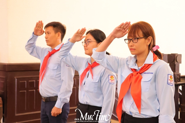 575 phụ trách Đội tranh tài tại ngày thi thứ hai Olympic Cánh én- Ảnh 18.