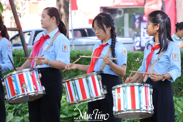 575 phụ trách Đội tranh tài tại ngày thi thứ hai Olympic Cánh én- Ảnh 10.