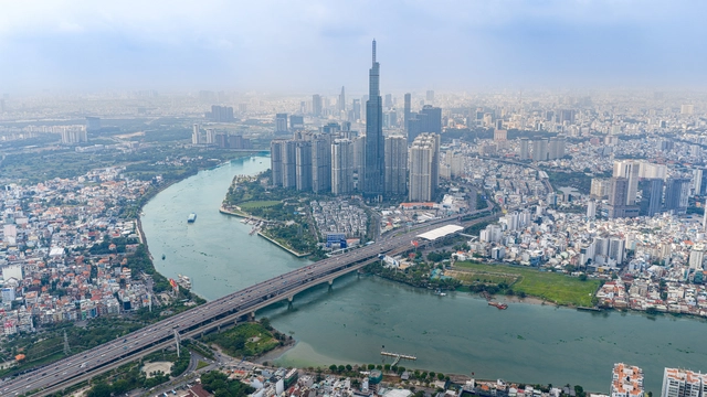 Ho Chi Minh City to launch helicopter tours next week - Ảnh 2.