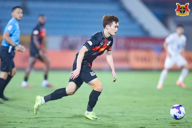 Trực tiếp V-League 1: Ninh Bình - SHB Đà Nẵng - Ảnh 1.