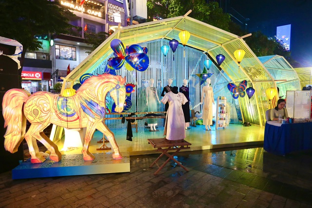 Dạo một vòng quanh không gian di sản của Lễ hội Áo dài TP.HCM năm 2026 - Ảnh 6.