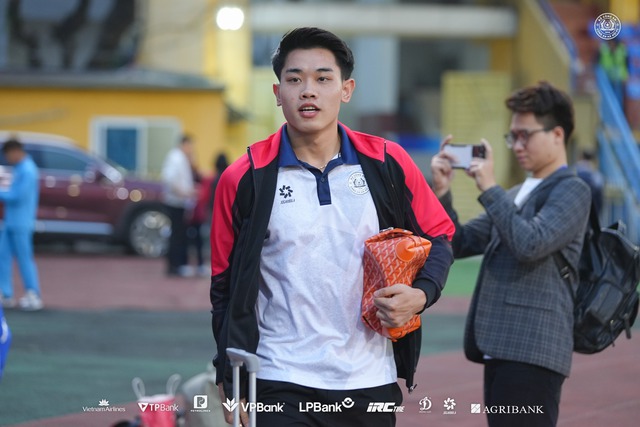 Đình Bắc góp mặt trong đội hình Công An Hà Nội đấu CLB Hà Nội- Ảnh 1.