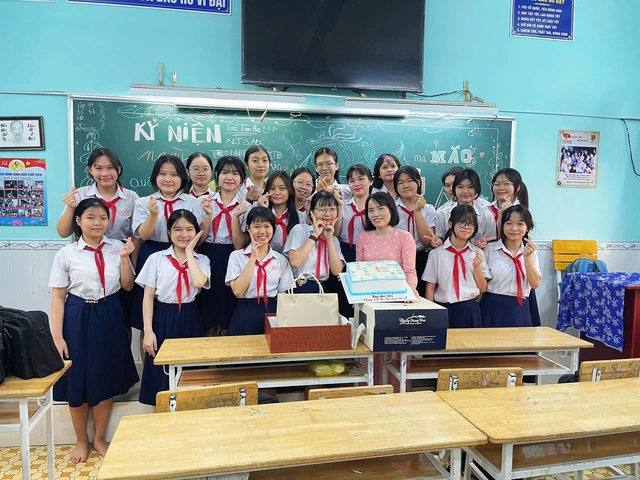 Không khí 8-3 rộn ràng, dễ thương ở các lớp học - Ảnh 4.