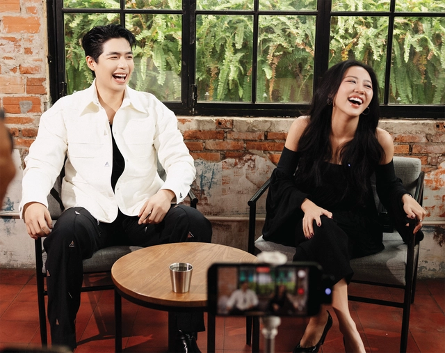 Văn Mai Hương: Tôi đang tận hưởng hành trình đáng nhớ này!- Ảnh 2.