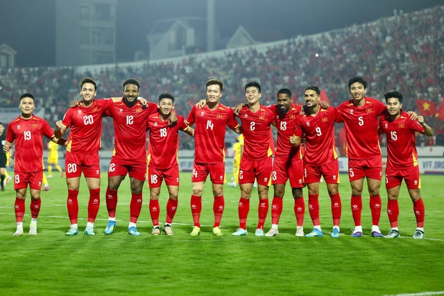 Vietnam extend winning streak to 13 with victory over Malaysia, set regional record- Ảnh 1. Vietnam extend winning streak to 13 with victory over Malaysia, set regional record- Ảnh 1.