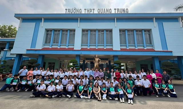 Sáng nay 11-4 diễn ra cuộc thi Olympic TP.HCM dành cho học sinh THPT năm học 2025 - 2026- Ảnh 1. Sáng nay 11-4 diễn ra cuộc thi Olympic TP.HCM dành cho học sinh THPT năm học 2025 - 2026- Ảnh 1.