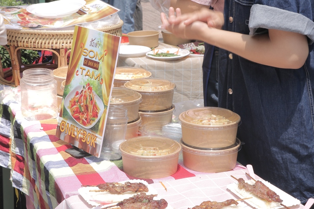 Trải nghiệm văn hóa Thái Lan giữa sân trường Nhân văn- Ảnh 2.