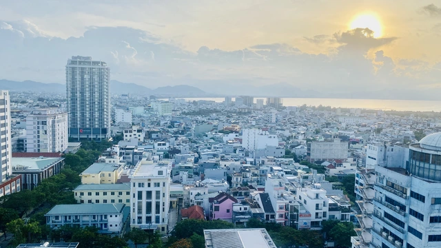 Rising property prices drive up living costs in Da Nang - Ảnh 1. Rising property prices drive up living costs in Da Nang - Ảnh 1.