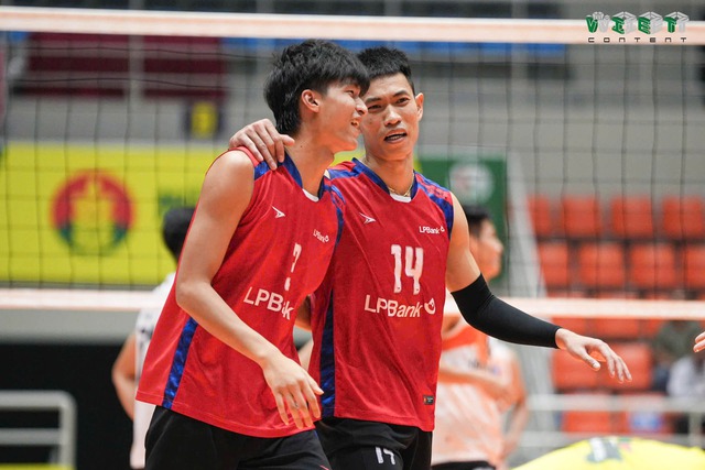 Trực tiếp bóng chuyền nam: LPBank Ninh Bình gặp TP.HCM- Ảnh 1. Trực tiếp bóng chuyền nam: LPBank Ninh Bình gặp TP.HCM- Ảnh 1.