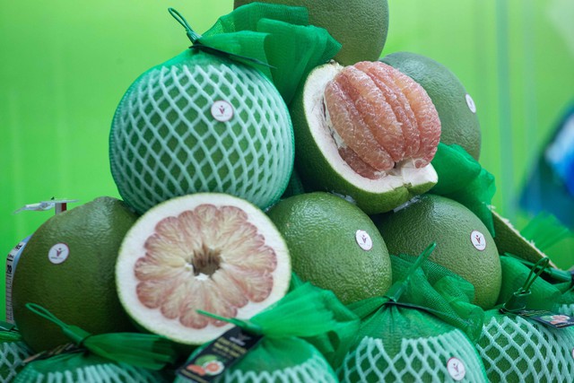 Vietnam to export first shipment of fresh pomelos to Australia - Ảnh 1.