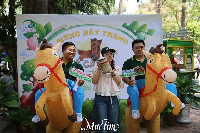 Ngựa lùn Cacao Thảo cầm viên ra mắt, “khai hoa bắt miếng” tại tiệc đầy tháng- Ảnh 11.