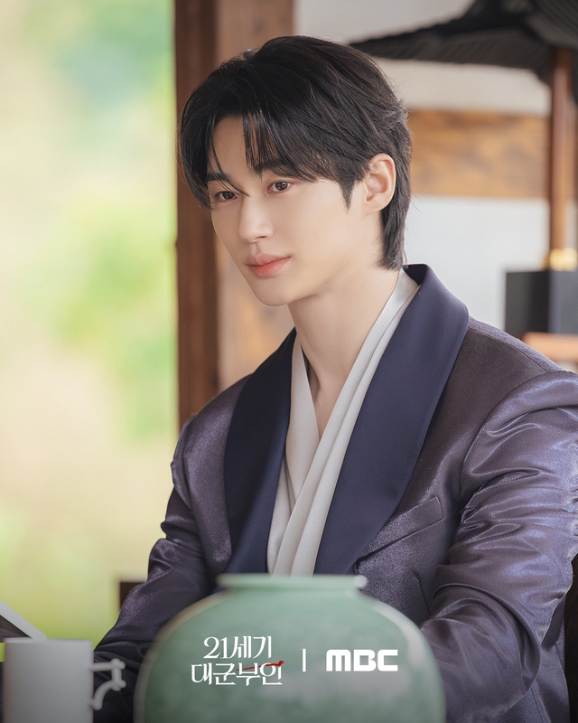 4 phim giúp nam chính Perfect crown trở thành nam thần màn ảnh thế hệ mới- Ảnh 1. 4 phim giúp nam chính Perfect crown trở thành nam thần màn ảnh thế hệ mới- Ảnh 1.