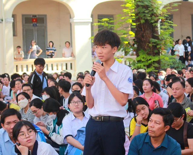 Học sinh dự thi vào Trường THPT chuyên Lê Hồng Phong cần lưu ý gì?- Ảnh 4. Học sinh dự thi vào Trường THPT chuyên Lê Hồng Phong cần lưu ý gì?- Ảnh 4.