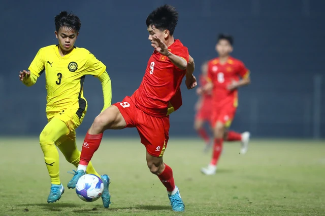 15h30 hôm nay 13-4, xem U17 Việt Nam đấu Malaysia trên kênh nào?- Ảnh 1. 15h30 hôm nay 13-4, xem U17 Việt Nam đấu Malaysia trên kênh nào?- Ảnh 1.