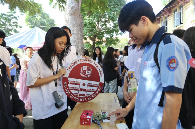 Năm 2026, Trường Trung học Thực hành Đại học Sư phạm tuyển sinh 280 chỉ tiêu - Ảnh 1. Năm 2026, Trường Trung học Thực hành Đại học Sư phạm tuyển sinh 280 chỉ tiêu - Ảnh 1.