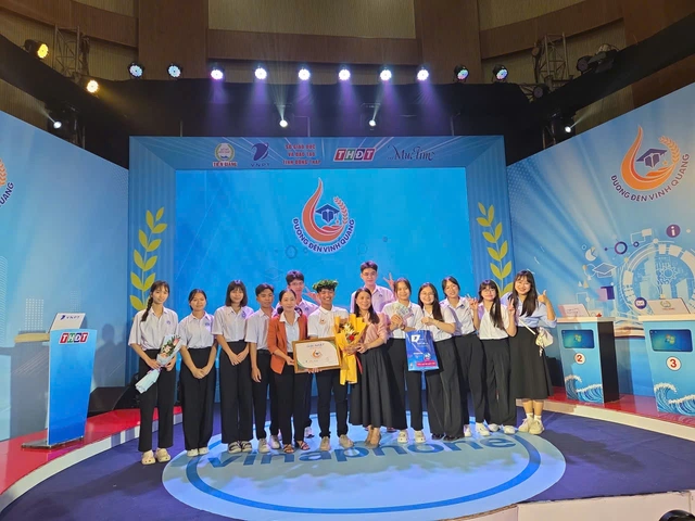 Đại diện Trường THPT Lấp Vò 2 ghi điểm với chiến thuật học 'lạ mà hiệu quả' - Ảnh 2.