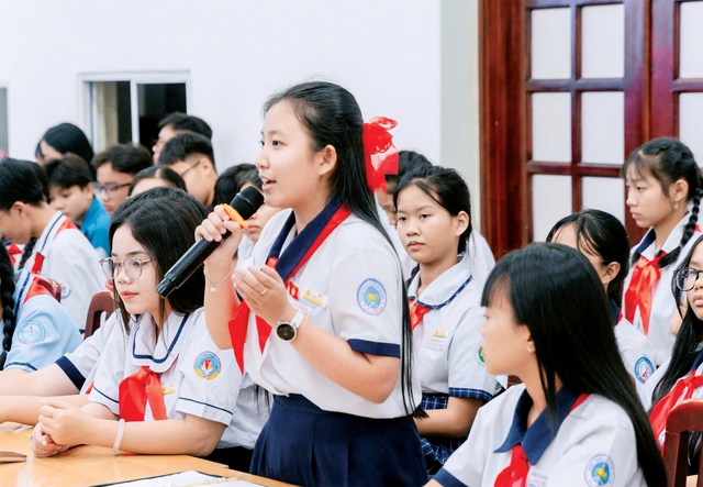 Kỳ họp 17 Hội đồng trẻ em TP.HCM qua góc nhìn Phóng viên nhí - Ảnh 3.