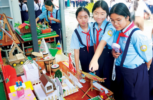 Khám phá những giờ học liên môn đầy thú vị của học sinh thành phố - Ảnh 8.