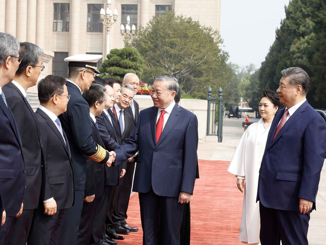 Vietnam Party General Secretary, State President To Lam receives grand state welcome in China - Ảnh 5.