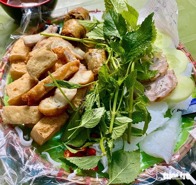 5 must-try experiences when visiting Hanoi this holiday- Ảnh 2. 5 must-try experiences when visiting Hanoi this holiday- Ảnh 2.