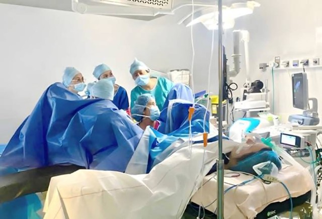Vietnam doctors transfer fertility technique to France in first reverse exchange- Ảnh 1.