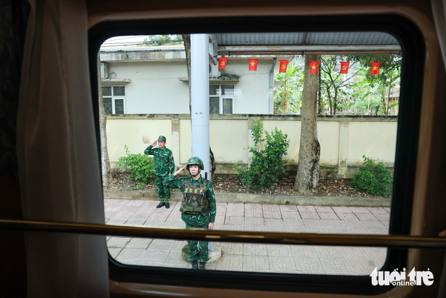 Vietnam’s Party chief, State President To Lam returns by train after successful state visit to China- Ảnh 3.