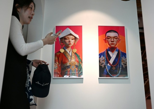 'AI shamans' tell the fortunes of curious South Koreans- Ảnh 3.