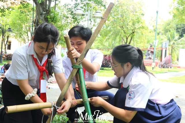 Hơn 200 đội viên thử tài dựng lều tại Hội trại “Vững bước tiến lên Đoàn”- Ảnh 3.