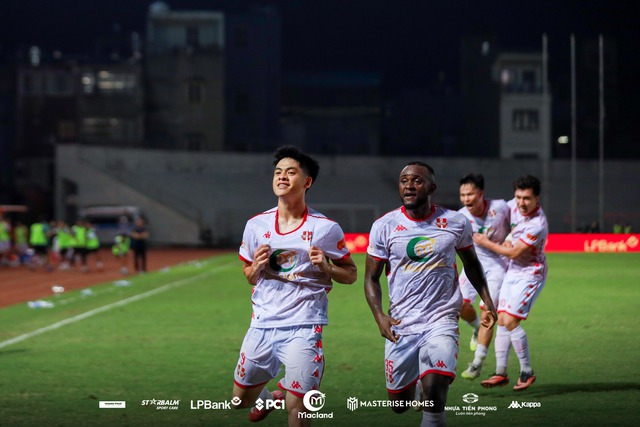 Trực tiếp vòng 19 V-League 1: Hồng Lĩnh Hà Tĩnh tiếp Hải Phòng - Ảnh 1.