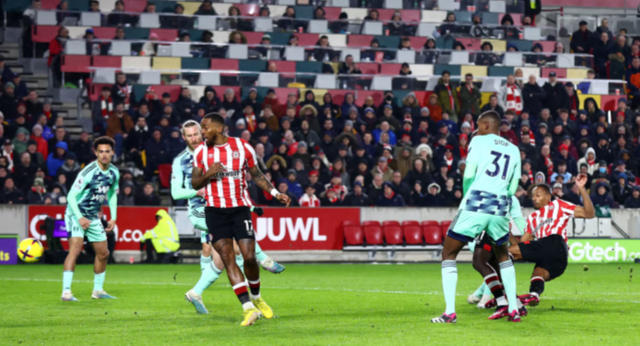 Đội hình xuất phát Brentford - Fulham- Ảnh 1.