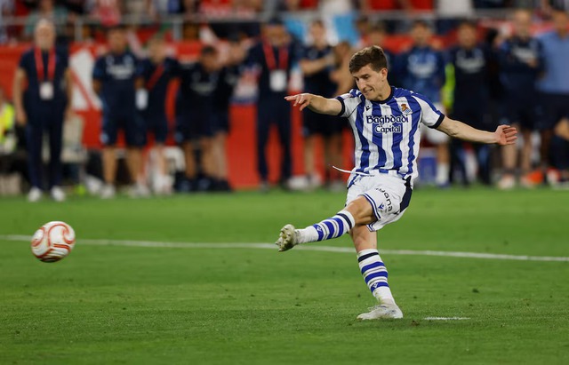 Real Sociedad beat Atletico Madrid 4-3 on penalties to win Copa del Rey- Ảnh 4.