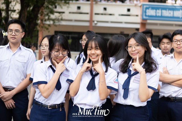 Bật mí điều đặc biệt về ‘concert giờ ra chơi’ ở Trường THPT Nguyễn Hữu Huân - Ảnh 2.