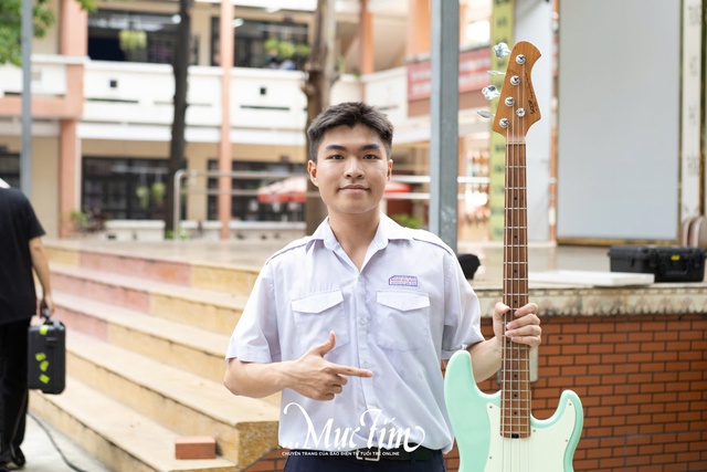 Bật mí điều đặc biệt về ‘concert giờ ra chơi’ ở Trường THPT Nguyễn Hữu Huân - Ảnh 11.