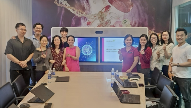 Businesses in Vietnam spend big to keep pace in AI race - Ảnh 1.