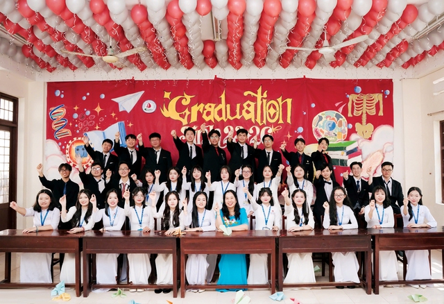 Sân chơi kỷ yếu 2006: Ngôi nhà nhỏ Sinh của Trường THTP chuyên Tiền Giang- Ảnh 5.