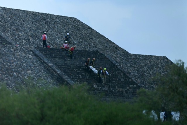 Mexico pyramid gunman kills Canadian tourist, wounds six - Ảnh 1.