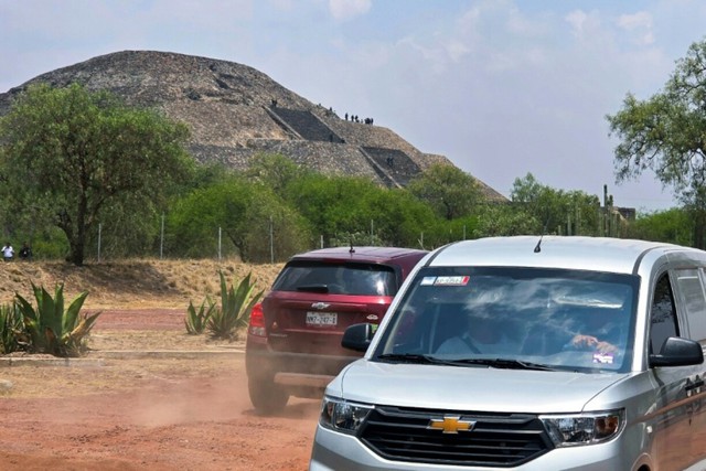 Mexico pyramid gunman kills Canadian tourist, wounds six - Ảnh 4.