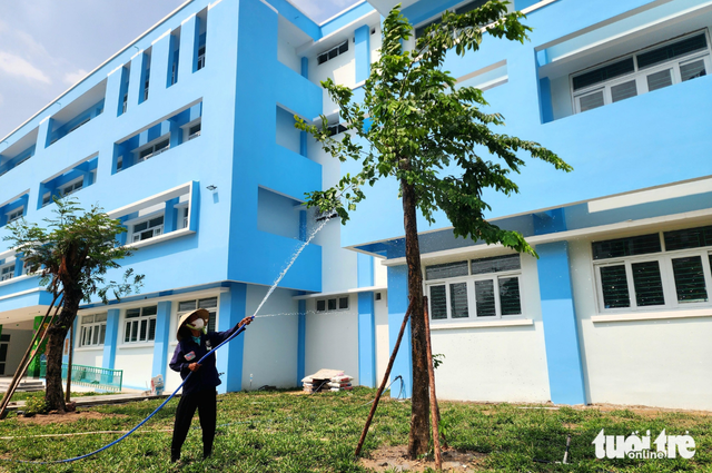 Ho Chi Minh City completes 1st school on former cemetery site - Ảnh 1.