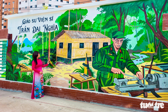 Ho Chi Minh City completes 1st school on former cemetery site - Ảnh 2.