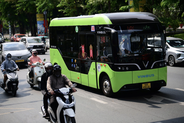 Green transition opens new growth space for Vietnamese firms- Ảnh 2.
