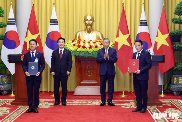Vietnam, South Korea exchange multiple cooperation agreements- Ảnh 5.
