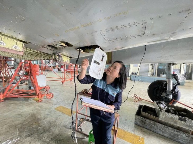 Research, skills boost in-house capability in Vietnam’s Factory A32 aircraft maintenance- Ảnh 4.