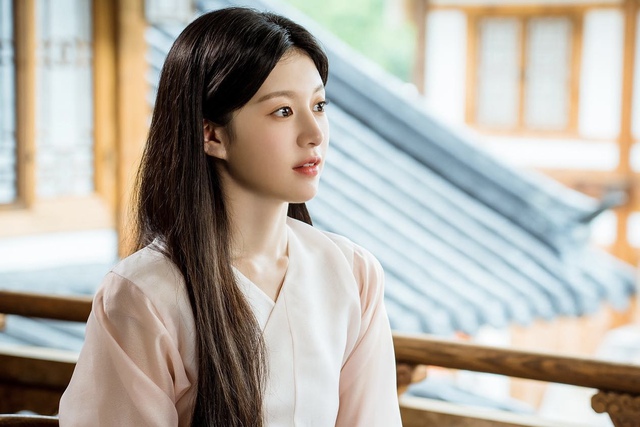 We are all trying here có thể là vai diễn bứt phá sự nghiệp của Go Youn Jung?- Ảnh 2.