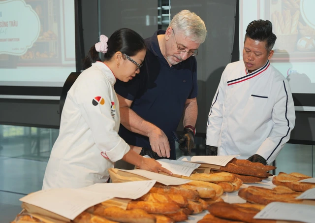 Vietnamese-French culinary fusion among highlights at 4th Banh Mi Festival - Ảnh 1.