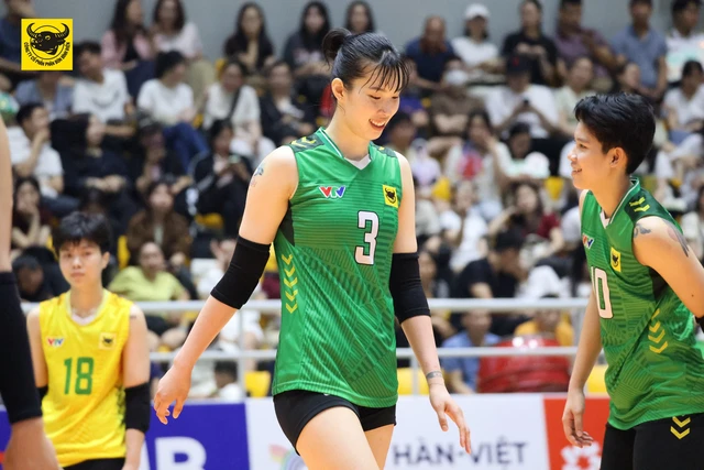 Trực tiếp tranh hạng ba bóng chuyền nữ Cúp Hùng Vương 2026 - Ảnh 1.